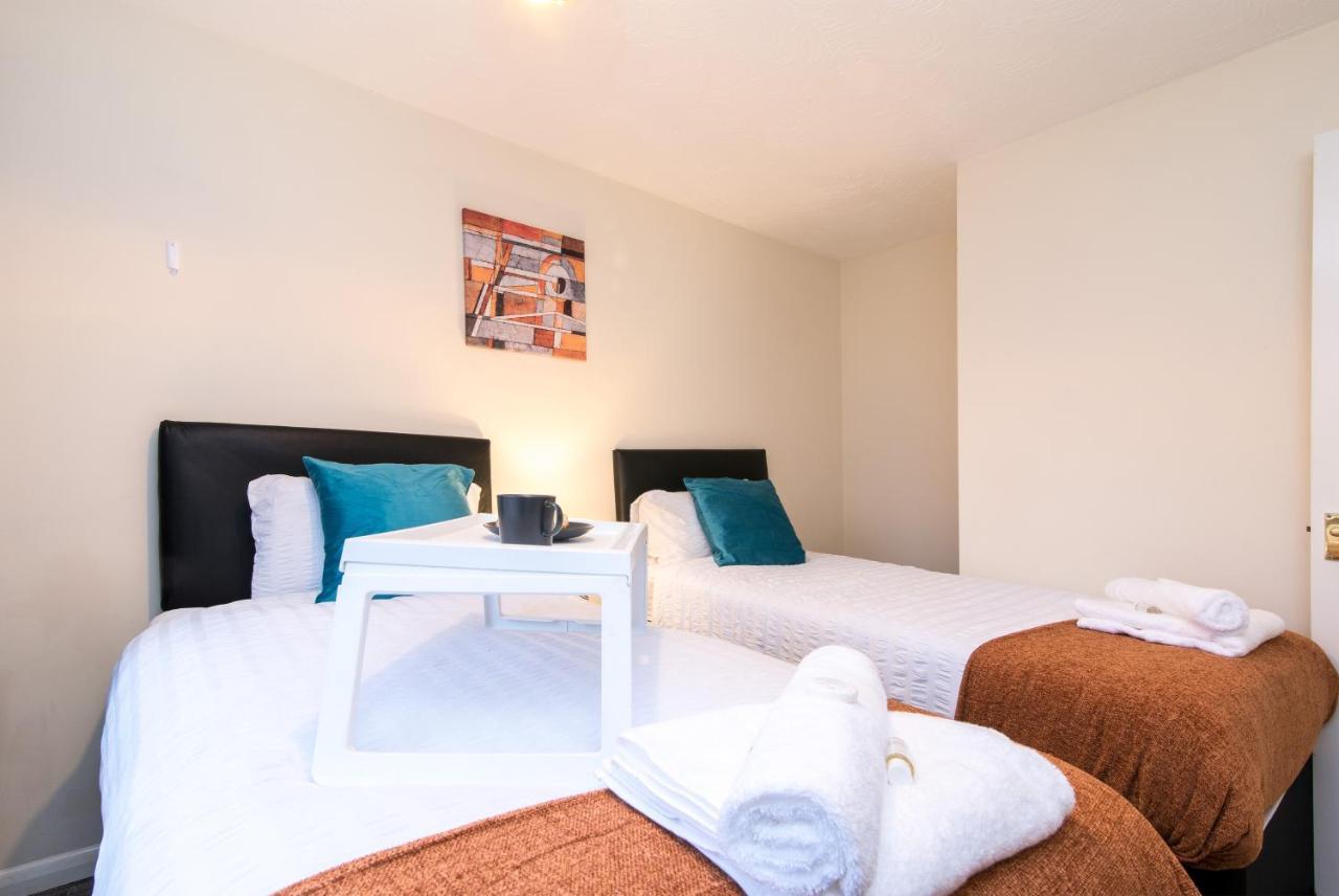 Coventry- Perchfoot 3 Bedroom Contractor And Pet-Friendly Spacious House By Sublime Stays Zewnętrze zdjęcie