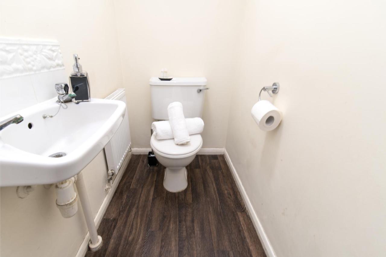 Coventry- Perchfoot 3 Bedroom Contractor And Pet-Friendly Spacious House By Sublime Stays Zewnętrze zdjęcie