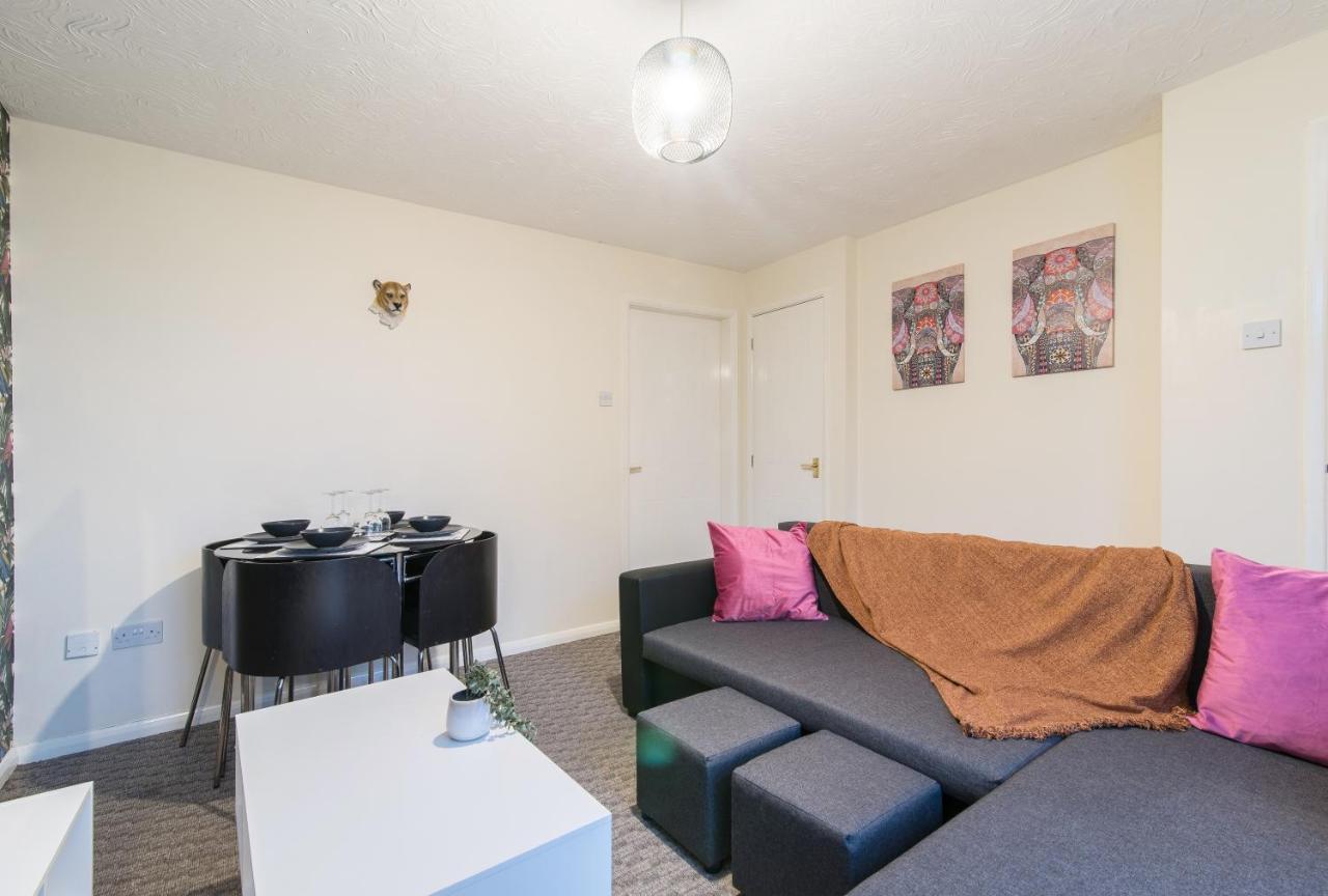 Coventry- Perchfoot 3 Bedroom Contractor And Pet-Friendly Spacious House By Sublime Stays Zewnętrze zdjęcie